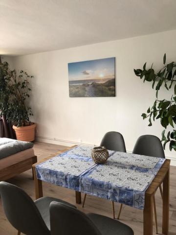 Die Graefin Auf Ruegen - Ferienappartements Parchtitz Eksteriør bilde
