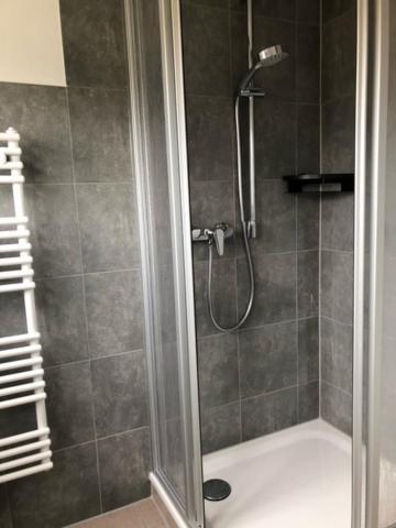 Die Graefin Auf Ruegen - Ferienappartements Parchtitz Eksteriør bilde
