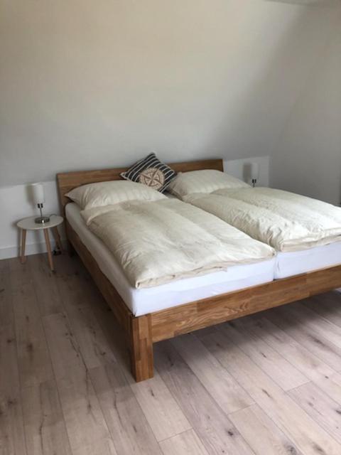 Die Graefin Auf Ruegen - Ferienappartements Parchtitz Eksteriør bilde